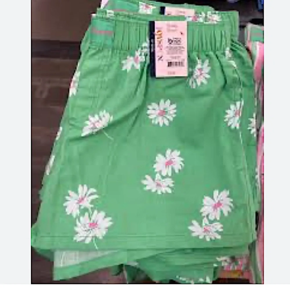 💕5️⃣for25 Joyspun Green and White Floral Athletic Sleep Shorts with pockets NWOT